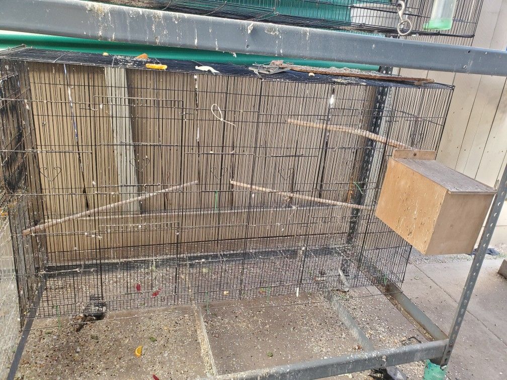 Flight Cages For Birds