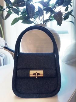 Band New! GU_DE Bag! Authentic!