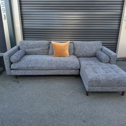 Sectional Couch 