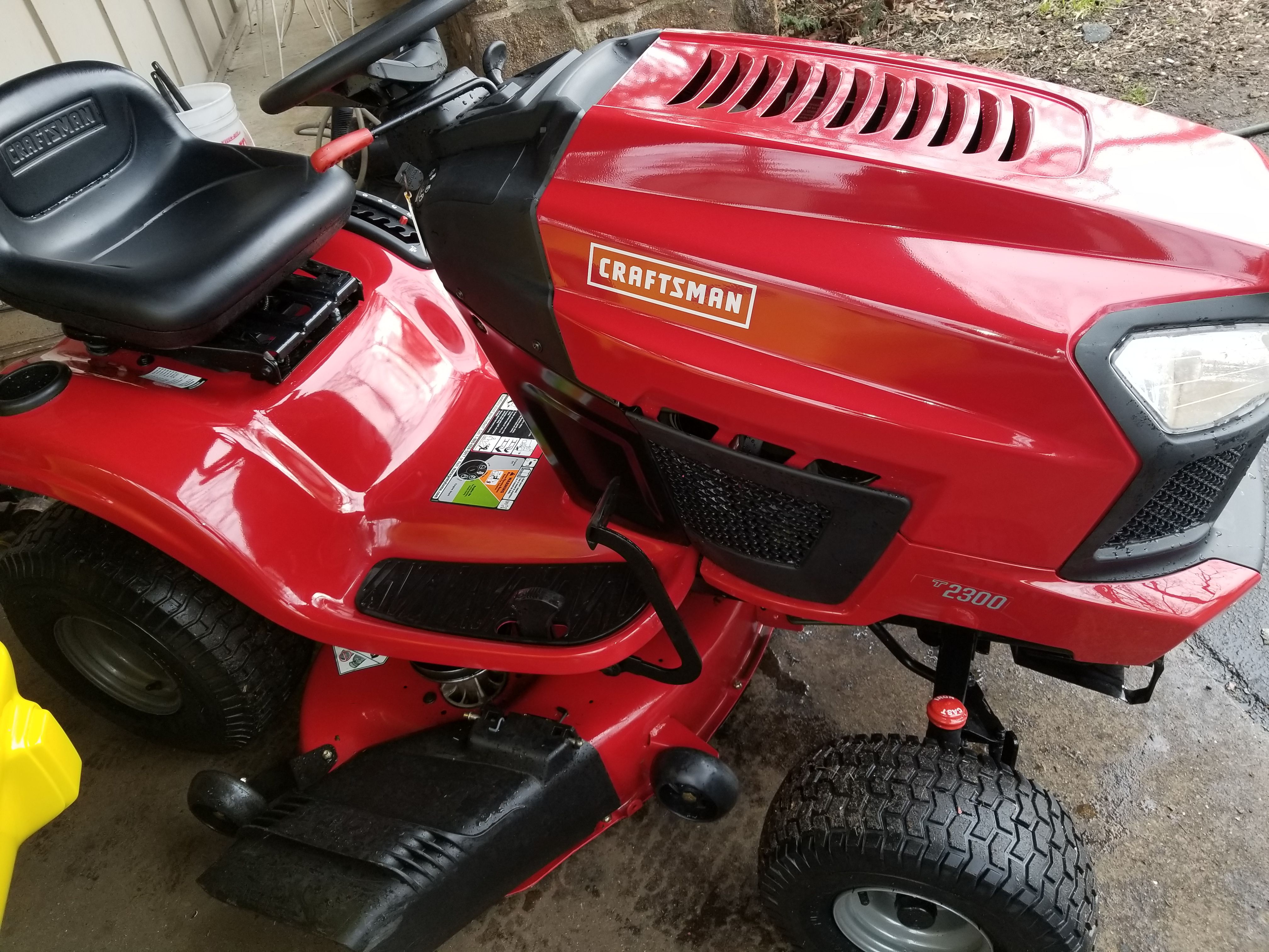 CRAFTSMAN T2300 TRACTOR LIKE NEW