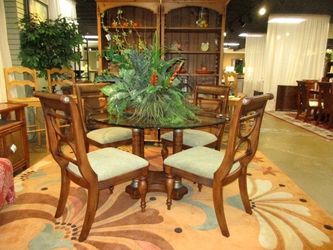 Round Glass Top solid wood Dining Table with 4 Chairs