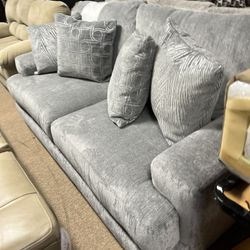 Cozy Seat Stunning Couch 