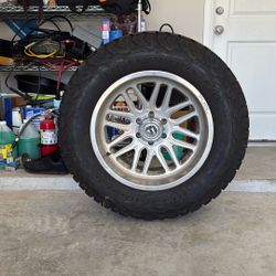 Pick Up Tire And Rim