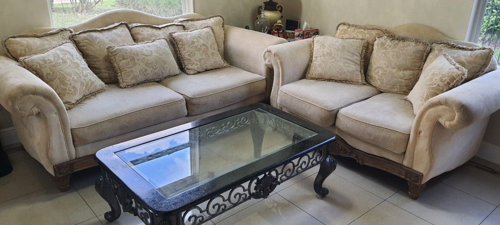 Sofa, Loveseat, Coffee And End Table