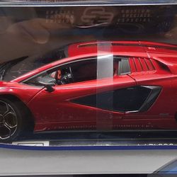 Maisto 1:18 Die Cast Cars Lamborghini Countach LPI 800-4