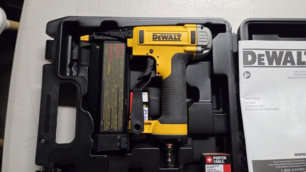 Dewalt 23g Finish Nail Gun