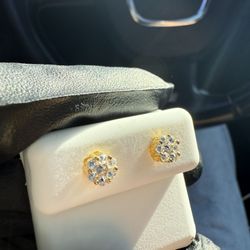 6mm Moissanite Earrings