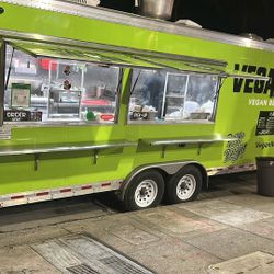 FOOD TRAILER FOR SALE! IN PERFECT CONDITION, INSIGNIA READY!!