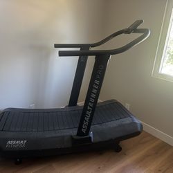 Assault Pro Runner-Curved Non Motorized Treadmill 