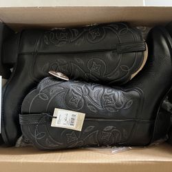 NWT Women’s ARIAT Heritage Western Boots
