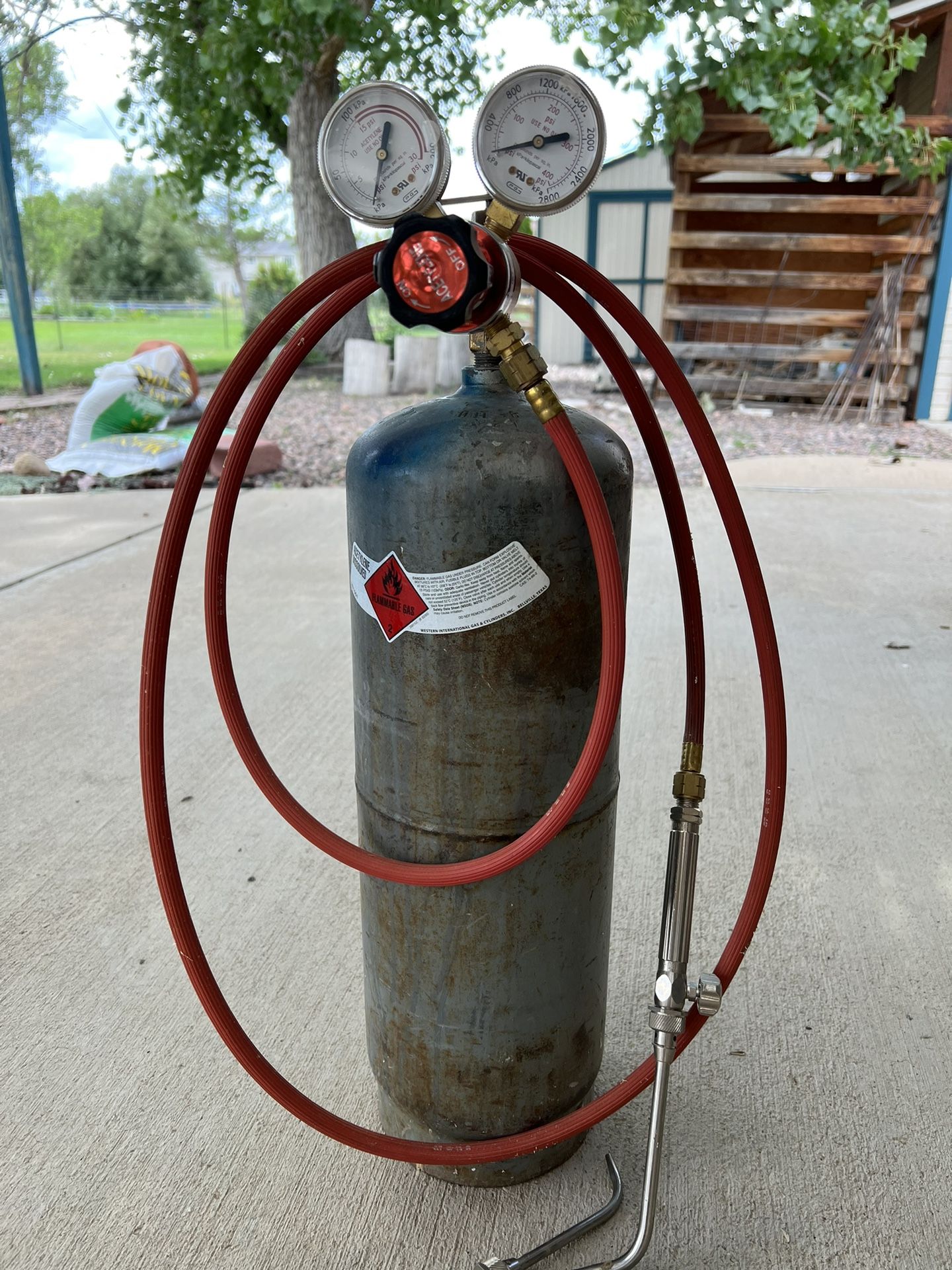 Used metalsmithing acetylene tank