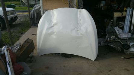 2015 infinitive q50 hood slightly damage
