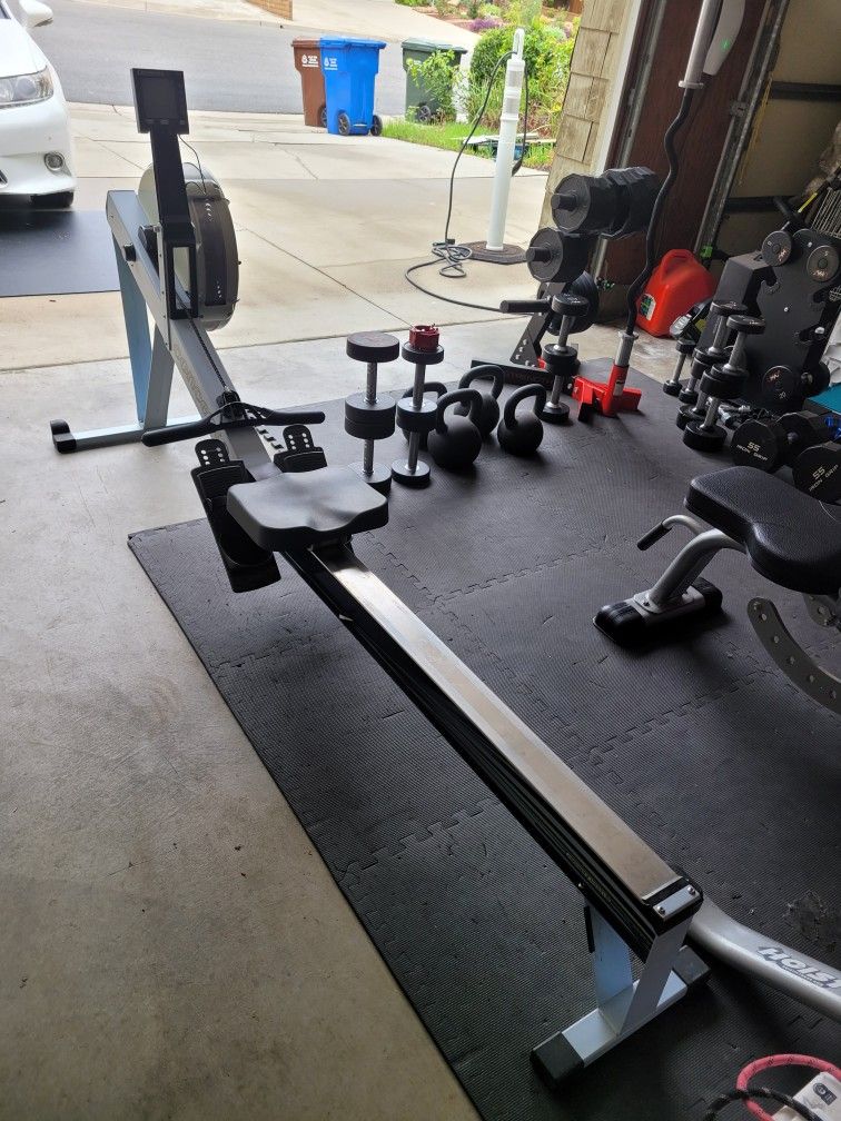 Concept 2 Model D PM3 Monitor Rower Rowerg Rowing Machine for $380 Firm (Walnut 91789)