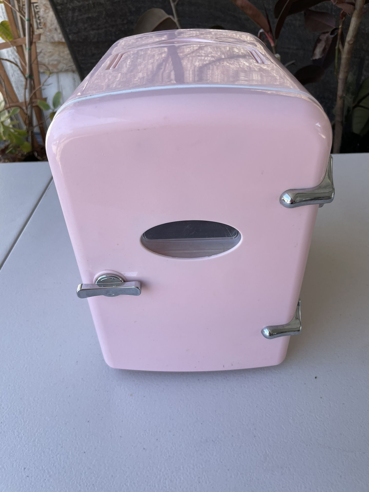 Mini Fridge