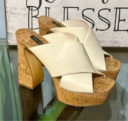 Nine West Platform Sandals - Size 9