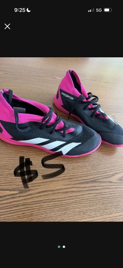 Adidas Shoes Size 4.5