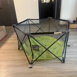 Foldable Play Yard 