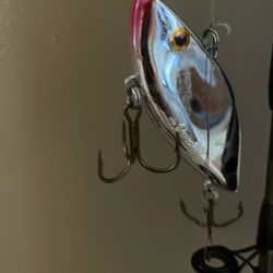 Lipless Crankbait