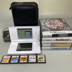 Nintendo DS Lite White Bundle