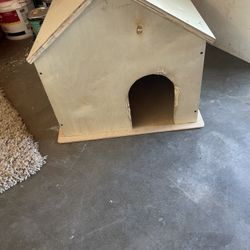 Dog House ( Wood )