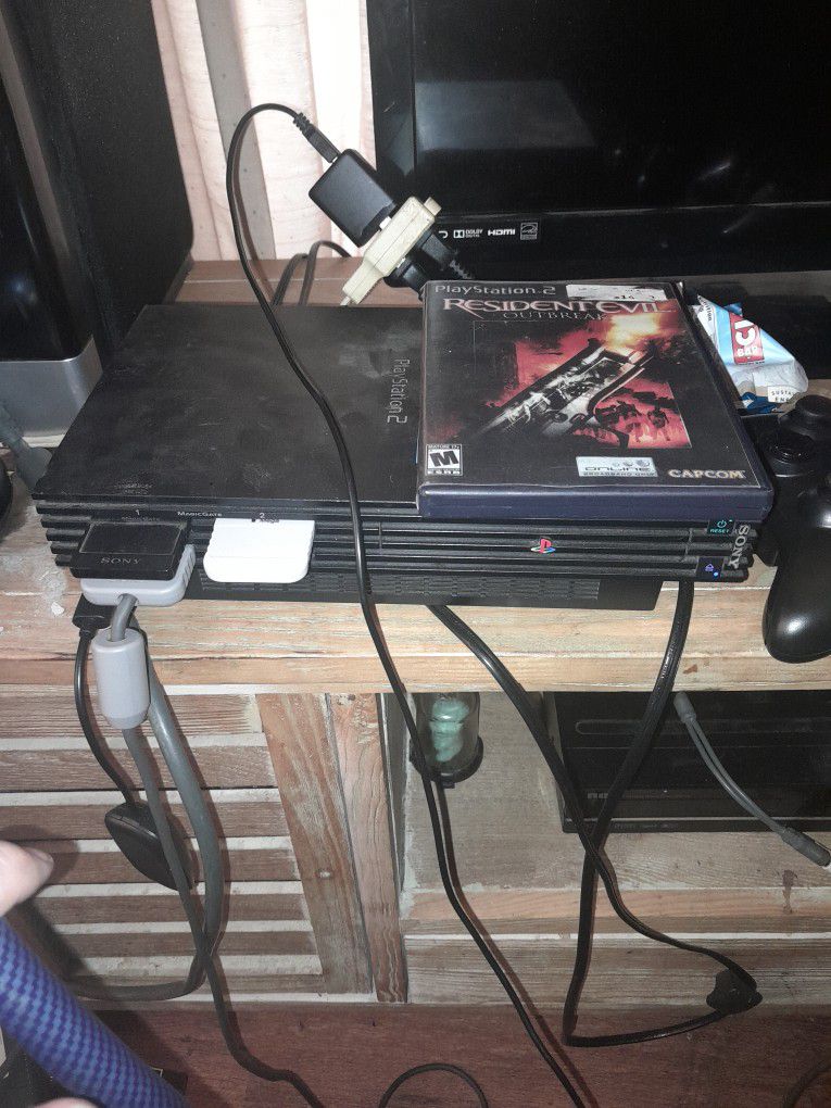 Ps2 Older Model W/ Memory Card And 1 Controller And Resident Evil Outbreak