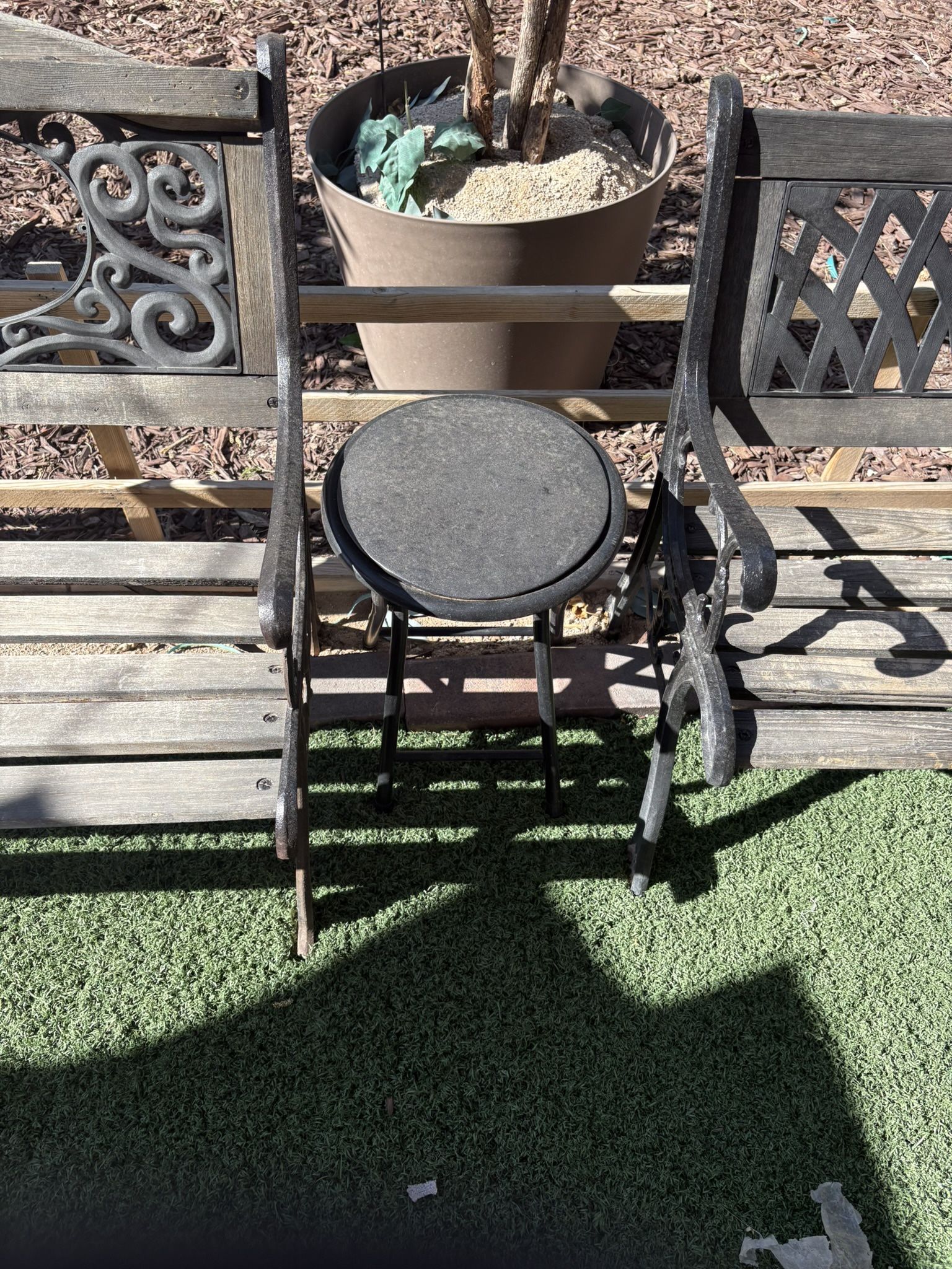 Stool, Table