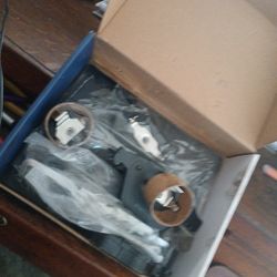 BMW 2011 535 I. BREAK PADS NEW