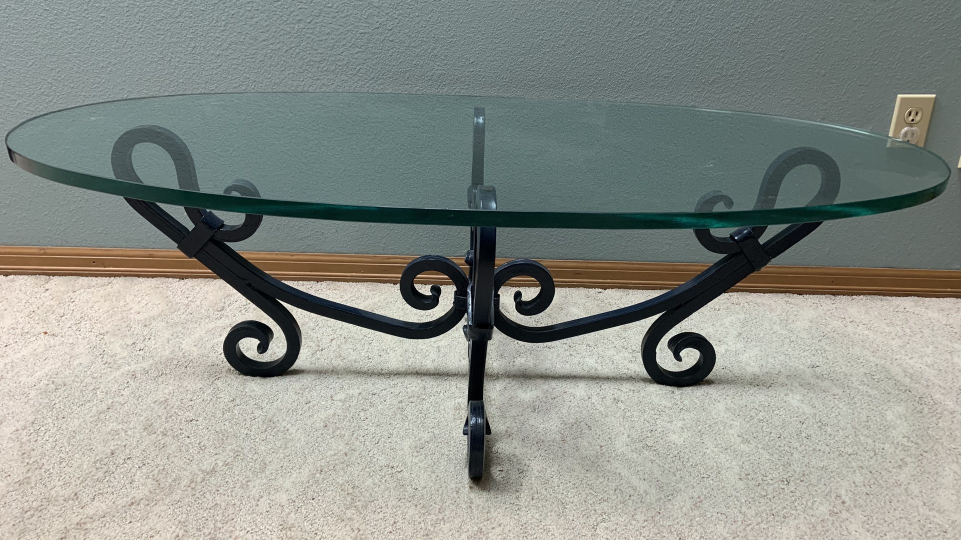 Coffee Table - Iron & Glass - Oval - Heavy - Simple