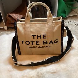 Marc Jacob’s The Tote Bag