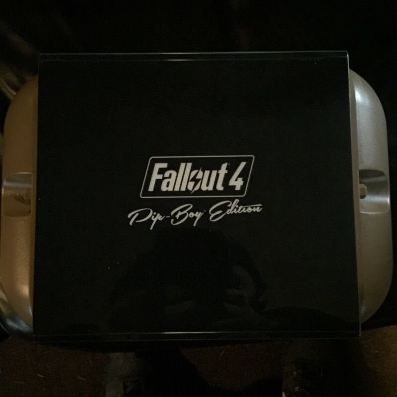 Fall out 4 pip boy edition