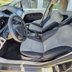 2011 Ford Fiesta