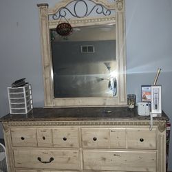 Wood Dresser 