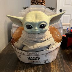 Baby Yoda 