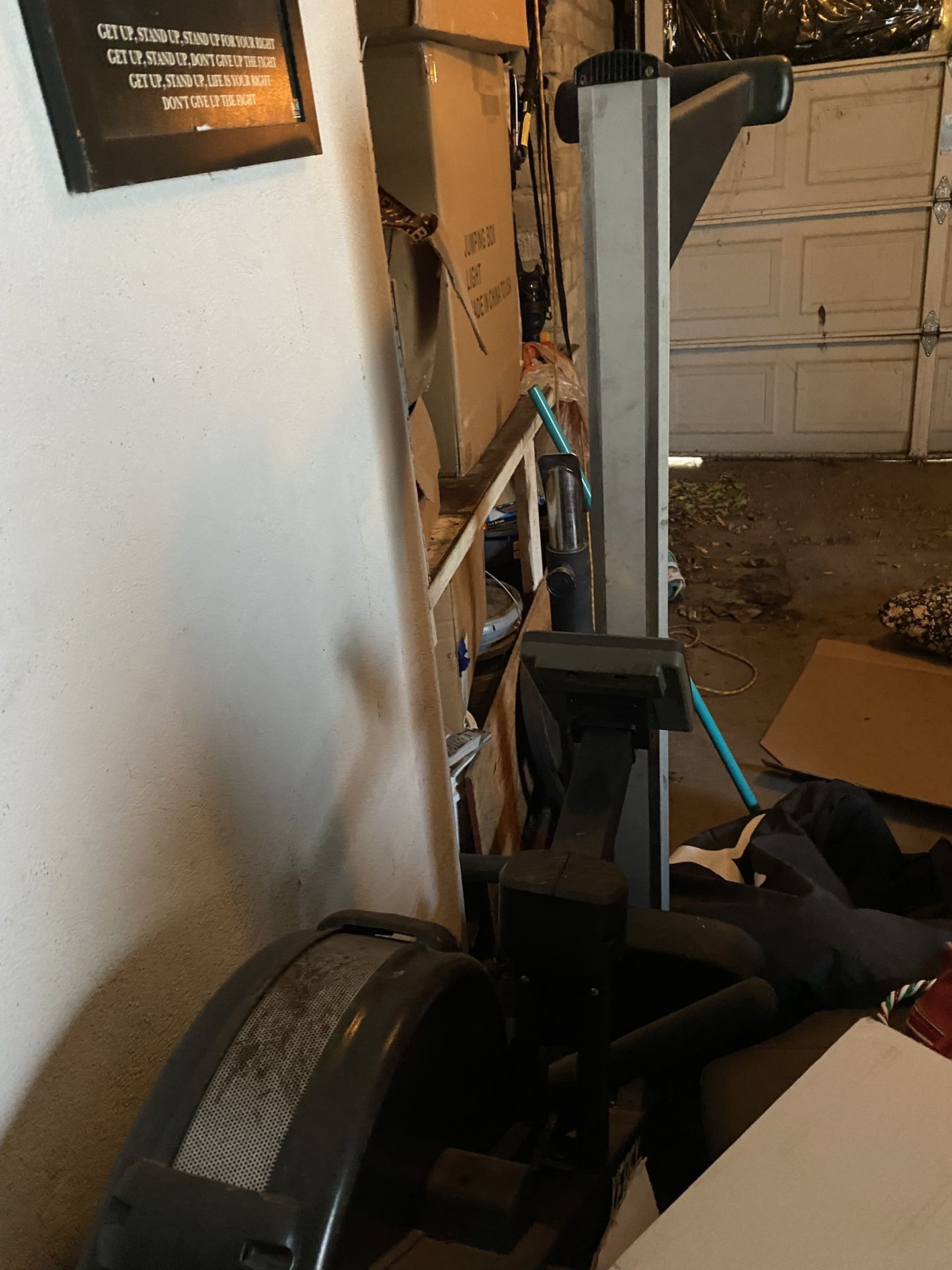 Xebex Rowing Machine