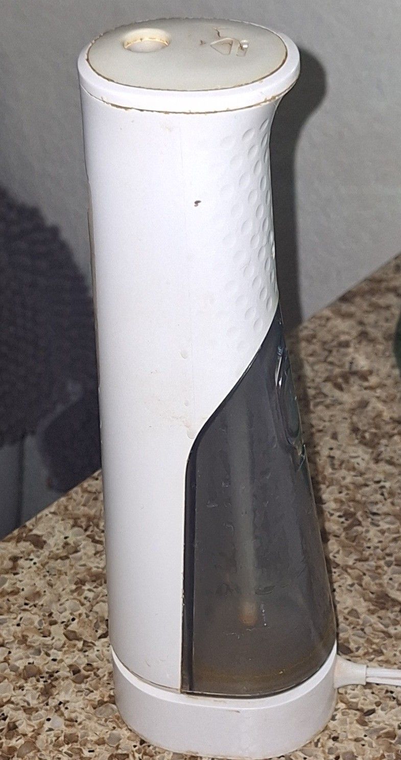Used Oral B Water Flosser