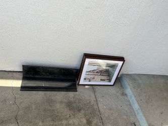 FREE PICS AND SHELVES 2 each