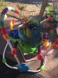 Baby bouncer