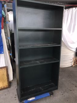 Bookshelves almost new