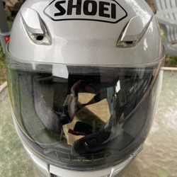 Shoei Motorcycle Helmet - Women’s Small