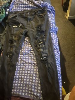 Embellish Jeans Size 42