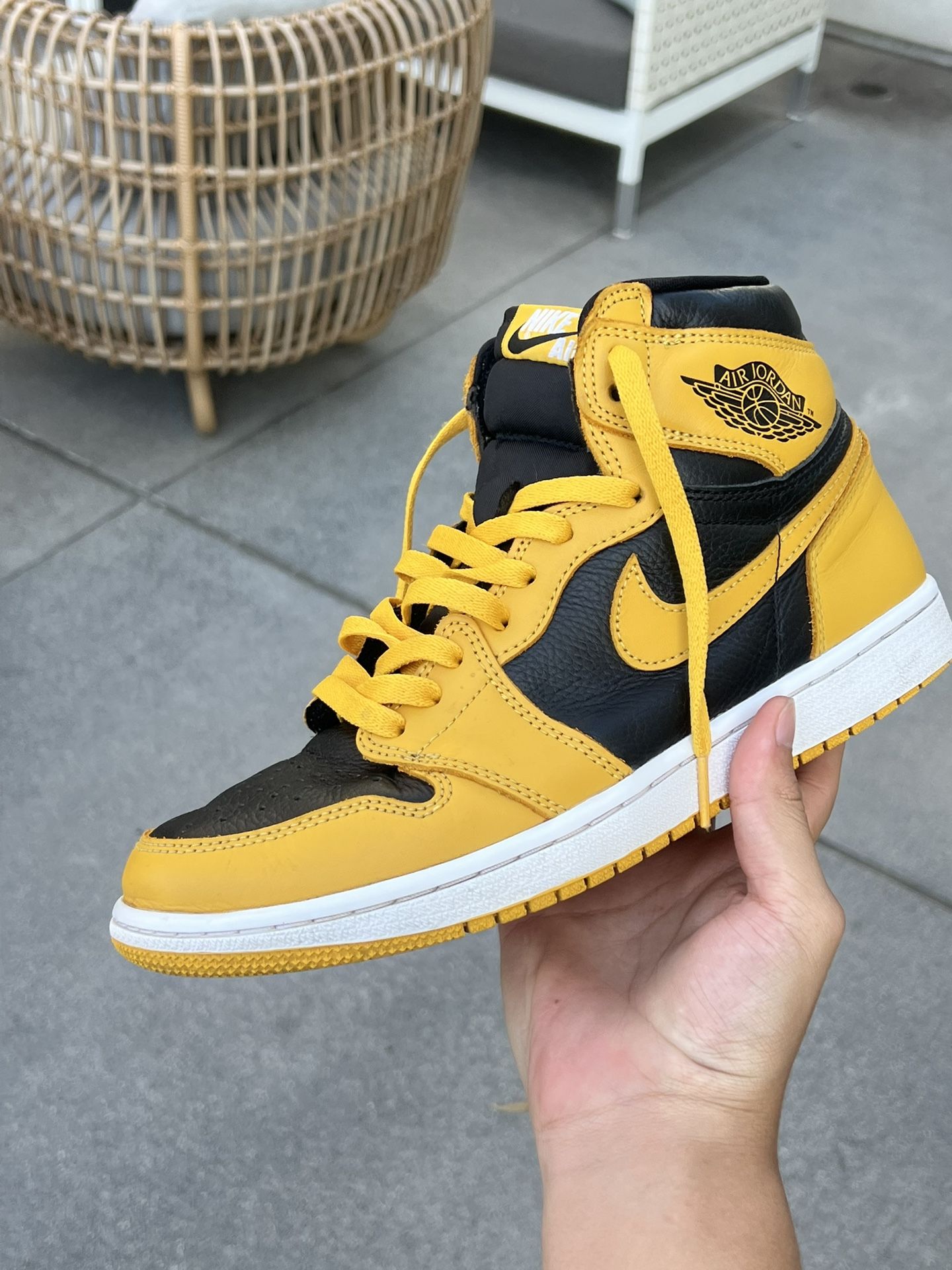 Jordan 1 Pollen Size 9