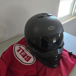 Bell Motorcycle Helmet 