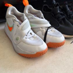 Boy Shoes (used) 5 Pairs