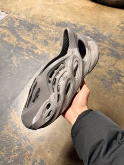 YEEZY FOAM RNR (SIZE 13 MENS)