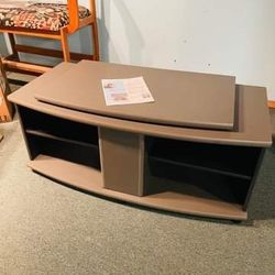 TV/ENTERTAINMENT CABINET 