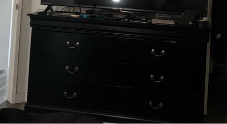 Black dresser