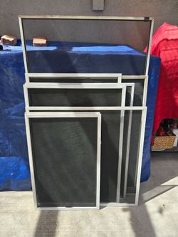Set of 11 screen Windows used