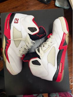 Jordan Fire Red 5 Black Tongue (2013) Size 11