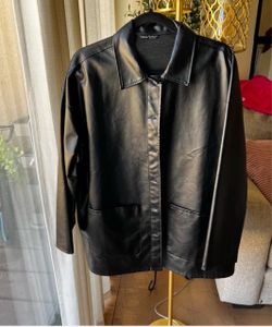 SHEIN Black Faux Leather Jacket