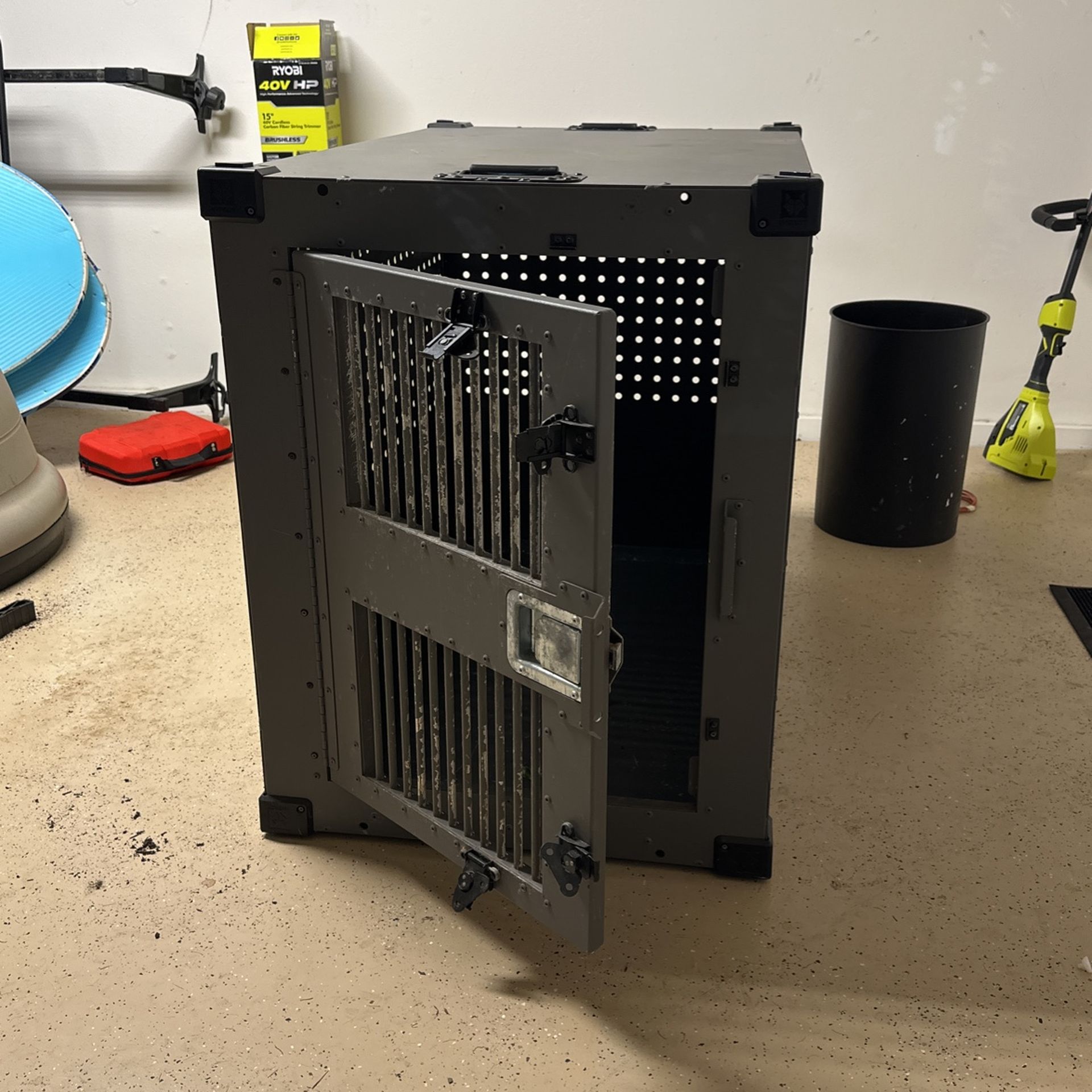 Impact Kennel Crate For high Energy Dog